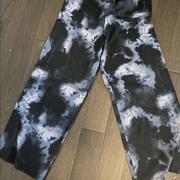 Cozy Sanctuary tie dye knit outfit - Picture 5 of 8